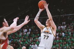 开云体育app-凯尔特人横扫浙江队，赵继伟带队取胜