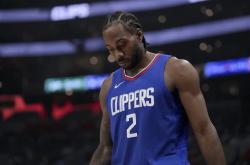 开云体育app-猛龙大将伦纳德膝伤加重，或将休战数周的简单介绍