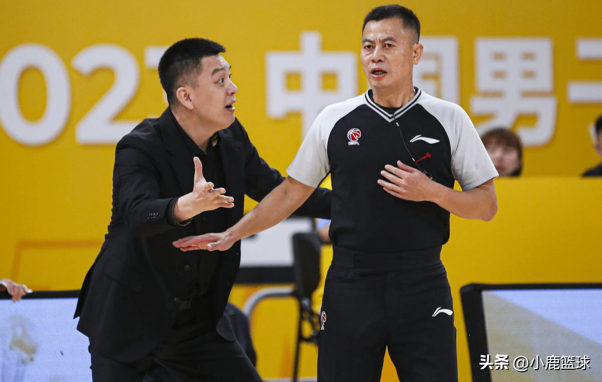 陕西男篮实力不俗,坚守主场保卫荣誉 陕西男篮实力不俗,坚守主场保卫荣誉