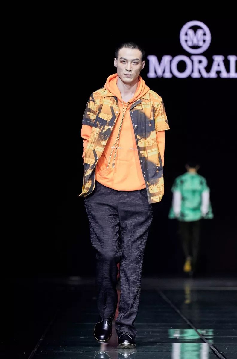 印度尼西亚选手奉献精彩表现 印度尼西亚选手奉献精彩表现