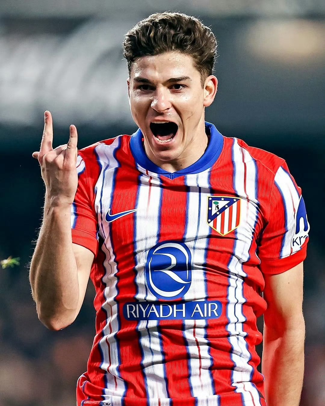 莱万多夫斯基梅开二度,拜仁慕尼黑羸弱柏林赫塔的简单介绍 莱万多夫斯基梅开二度,拜仁慕尼黑羸弱柏林赫塔的简单介绍