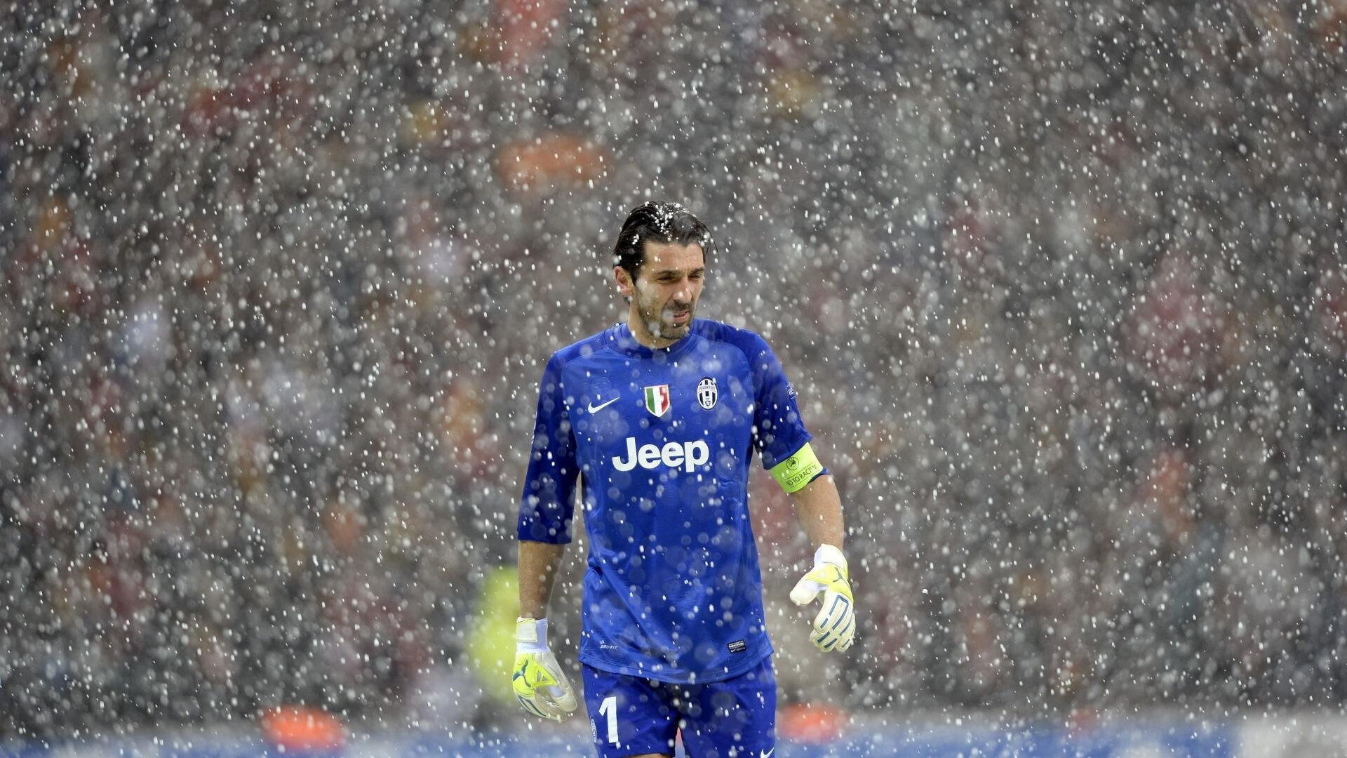 赛道上的绝对主宰，范弗利特在F1新赛季揭幕战之夜的无争议全场最佳表现