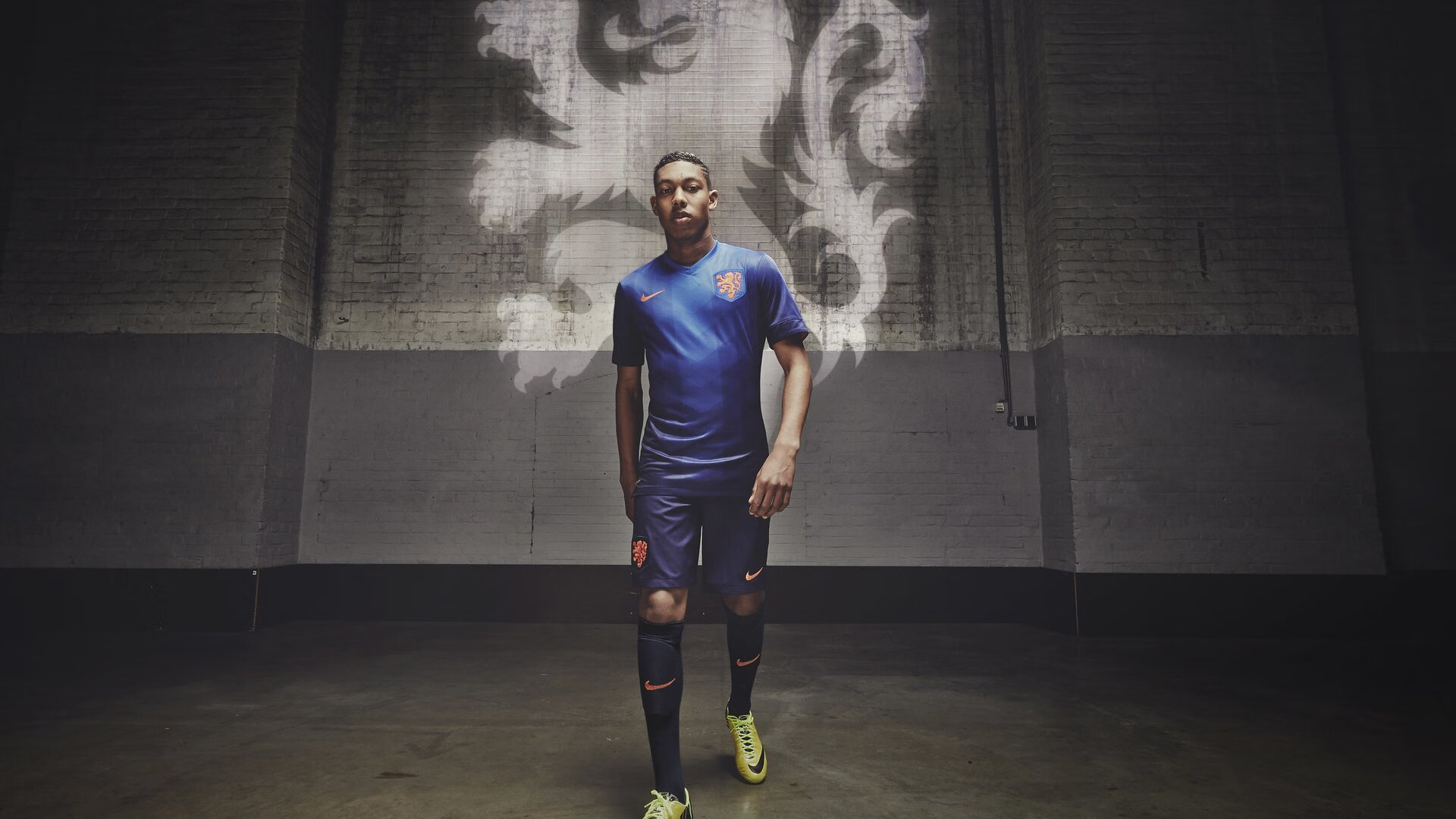 亚特兰大压制罗马，莱奥成为关键先生，一场战术与意志的胜利